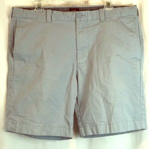 Flex Chino by J Crew Shorts 38W blue/gray color